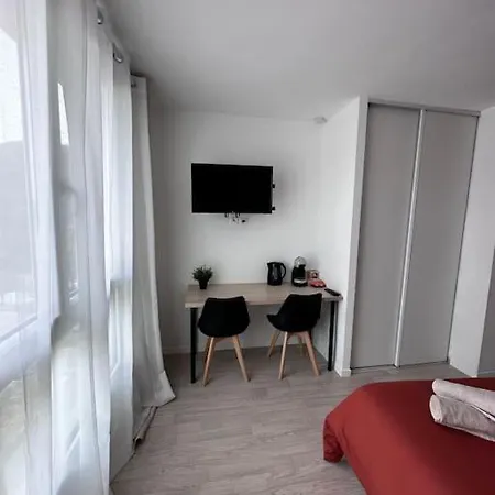 Le Cocon - Proche Gare Et Centre Apartmán *