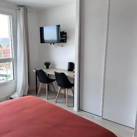 Le Cocon - Proche Gare Et Centre Apartmán Lurdy